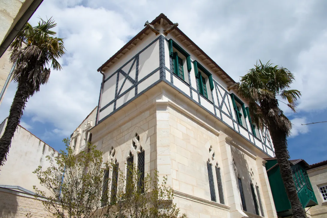 Pohot extérieur de la maison de Pierre Loti